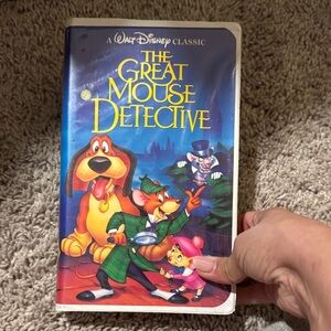 Disney The Great Mouse Detective VHS - Blue and Yellow Cover